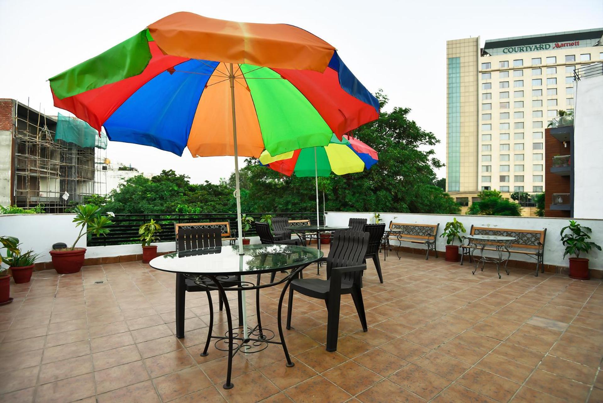Bedchambers Serviced Apartments, Sushant Lok غورغاون المظهر الخارجي الصورة